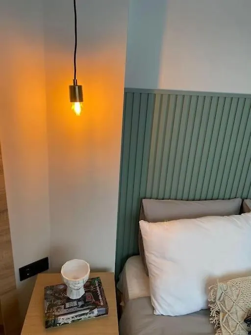 Stunning Apartment Near Metro - Degirmen 64 Istanbul