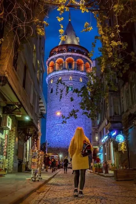 Stunning Apartment Near Metro - Degirmen 64 Istanbul